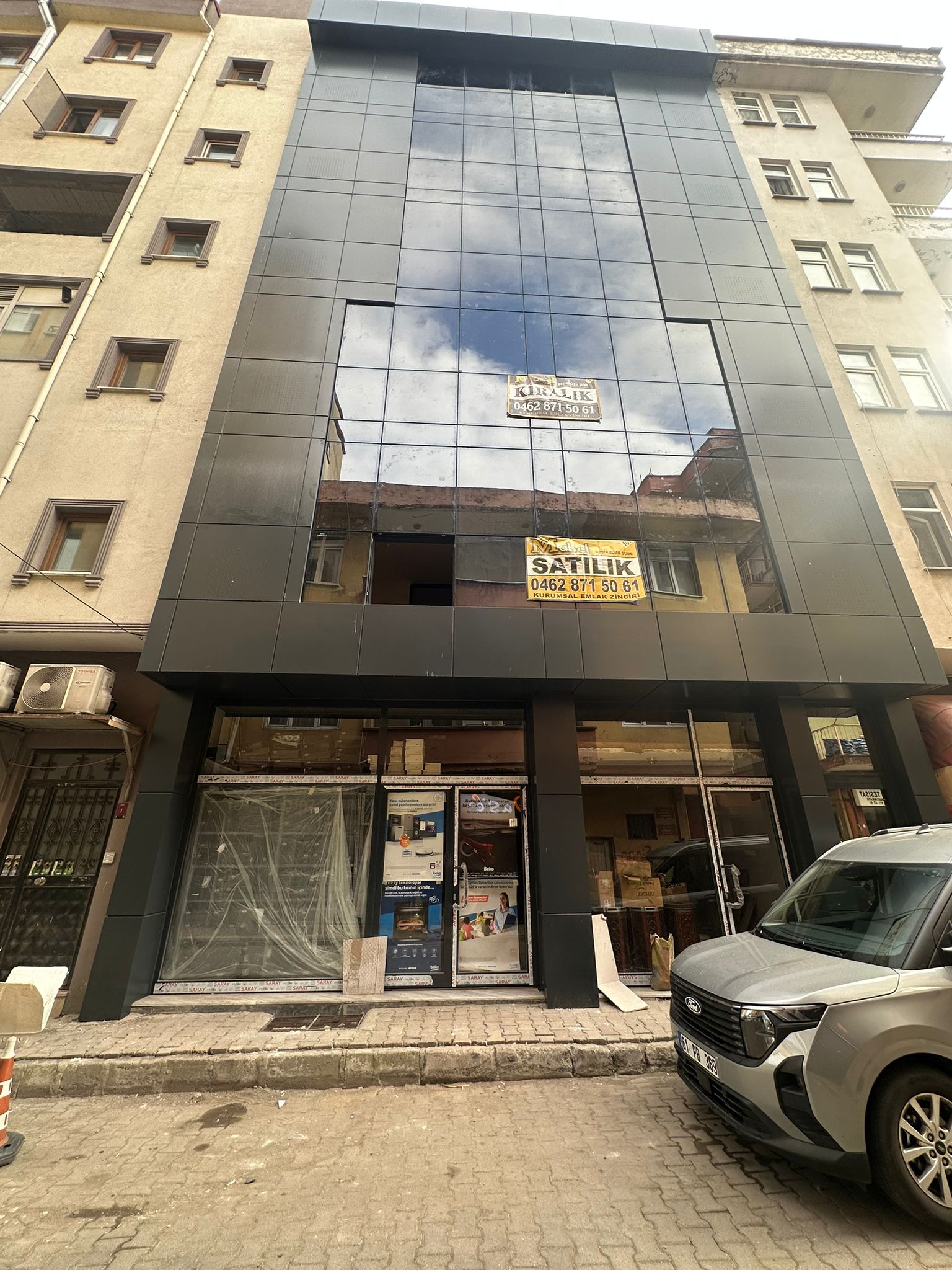 MABEL GAYRİMENKUL/ BEŞİKDÜZÜ/ ÇARŞI İÇİ SATILIK KOMPLE BİNA